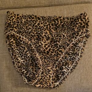 Victoria's Secret Secret Lace Leopard Print Panties-NWT